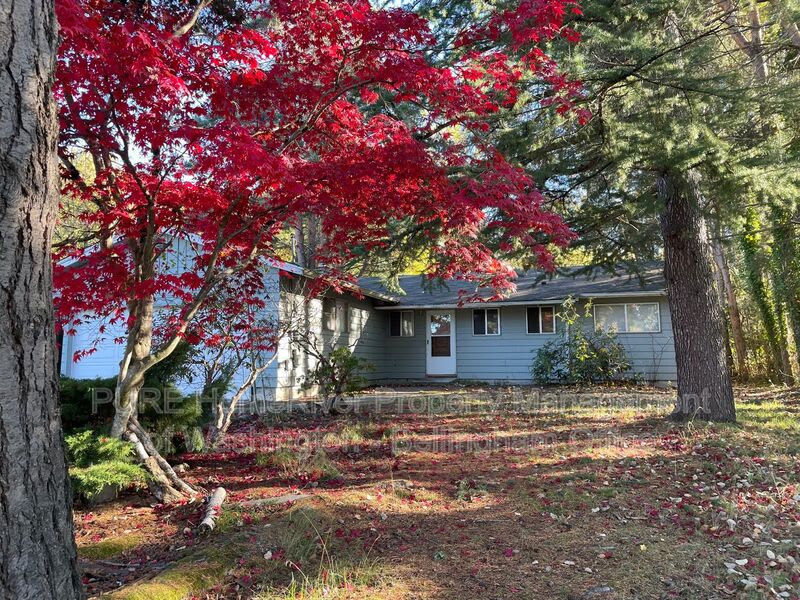 2502 E Sunset Drive – photo 1