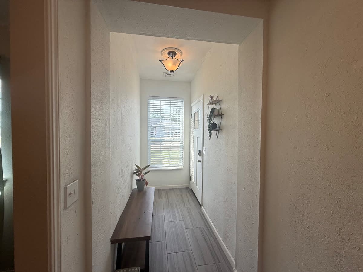 5825 Northwest 86th Street – photo 5