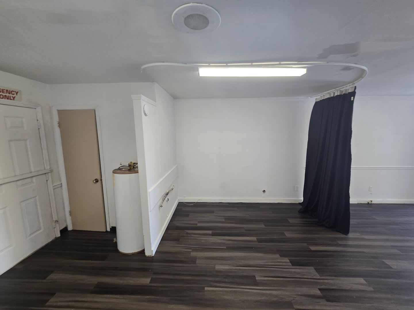Commercial Space – photo 4