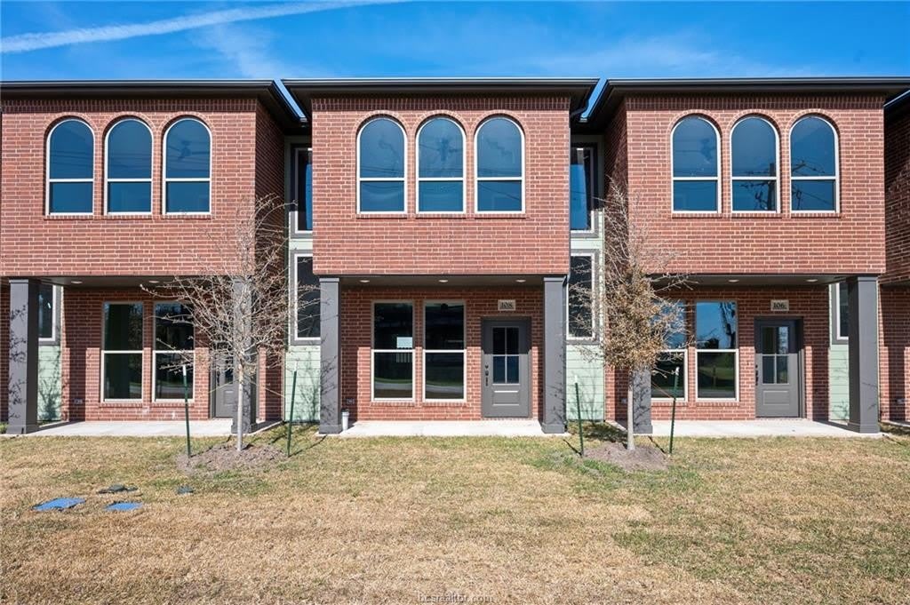 104 33rd W – photo 2