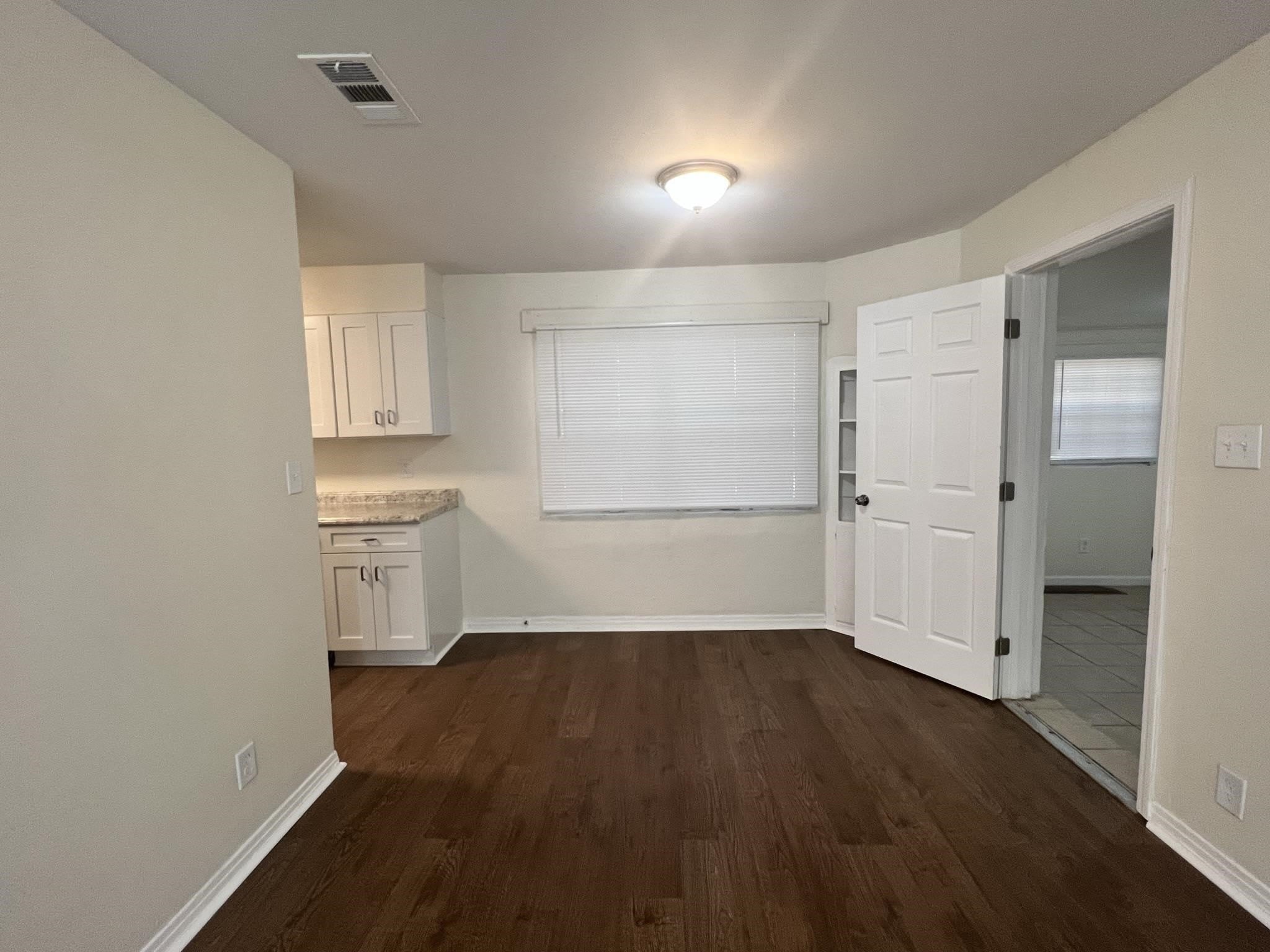 3422 Miami Drive – photo 3