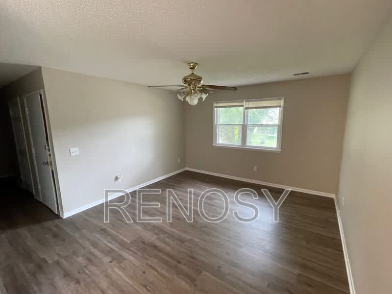 802 SE 10th – photo 4