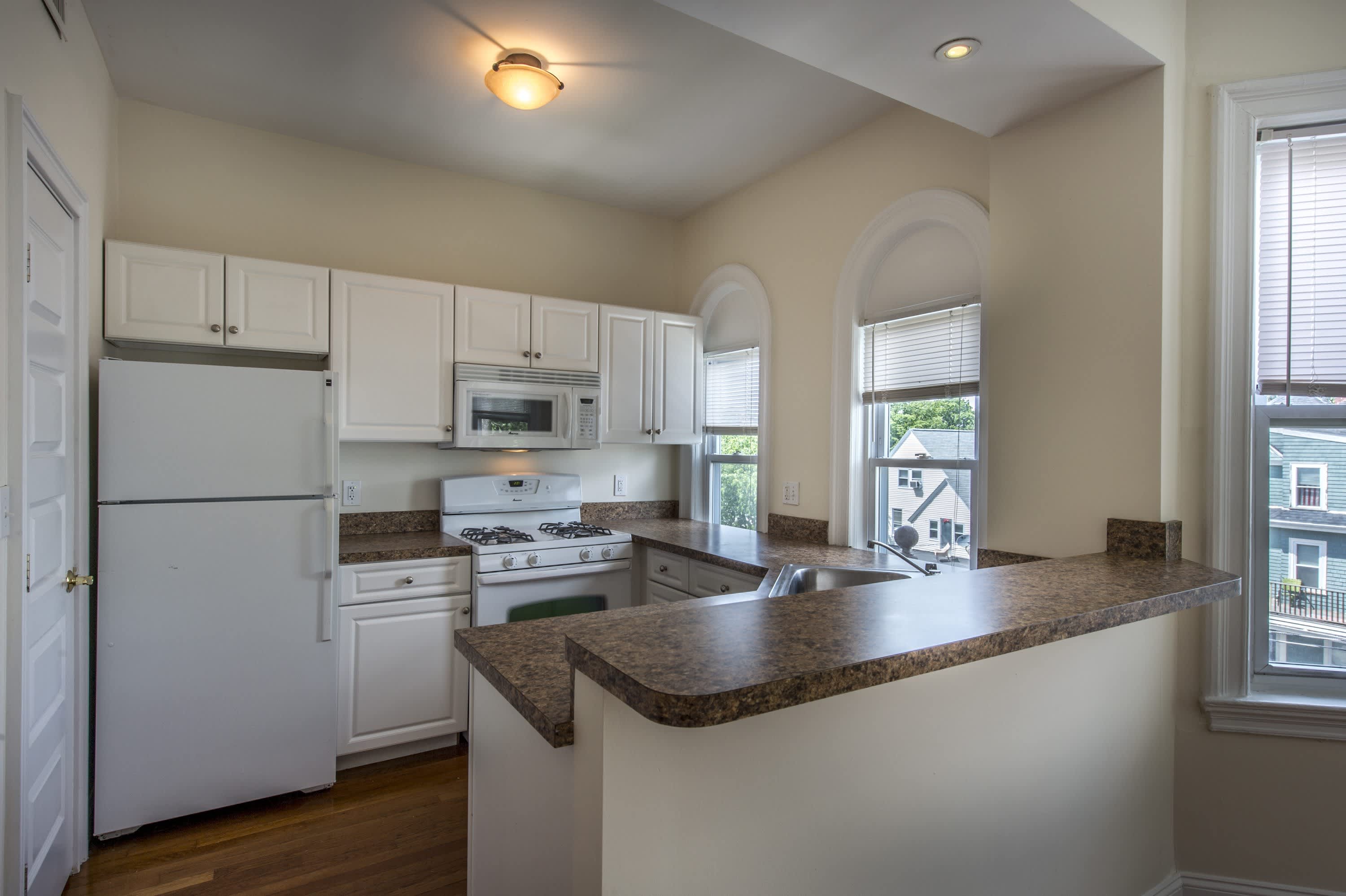 Ashford Street Apartments – photo 4