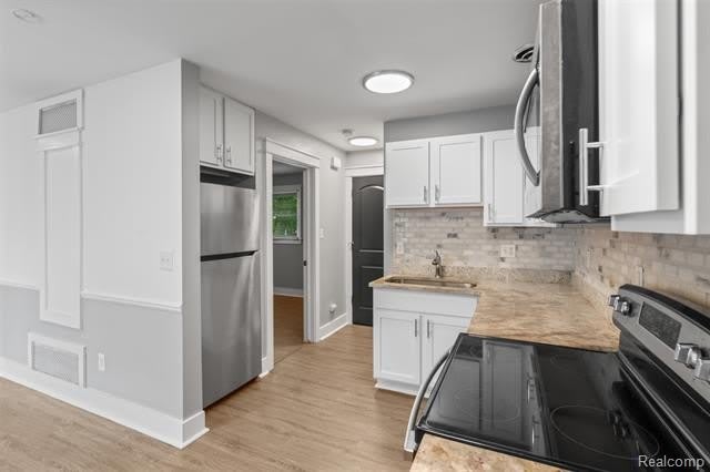 4413 S Crooks Road – photo 3
