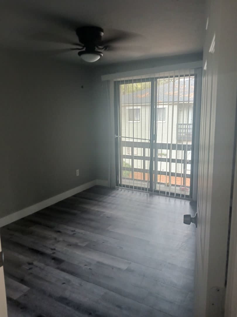 617 SW 69th St – photo 3