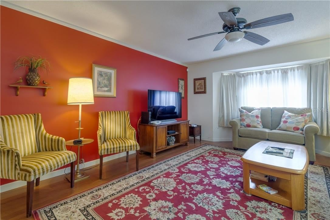 37 OAKLAND HILLS Place – photo 4