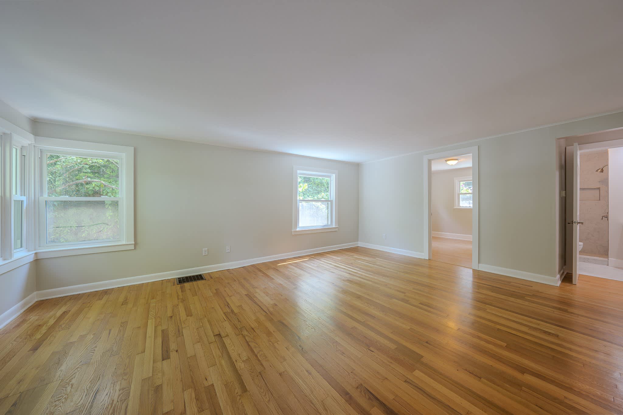 7 W Raleigh Rd – photo 3