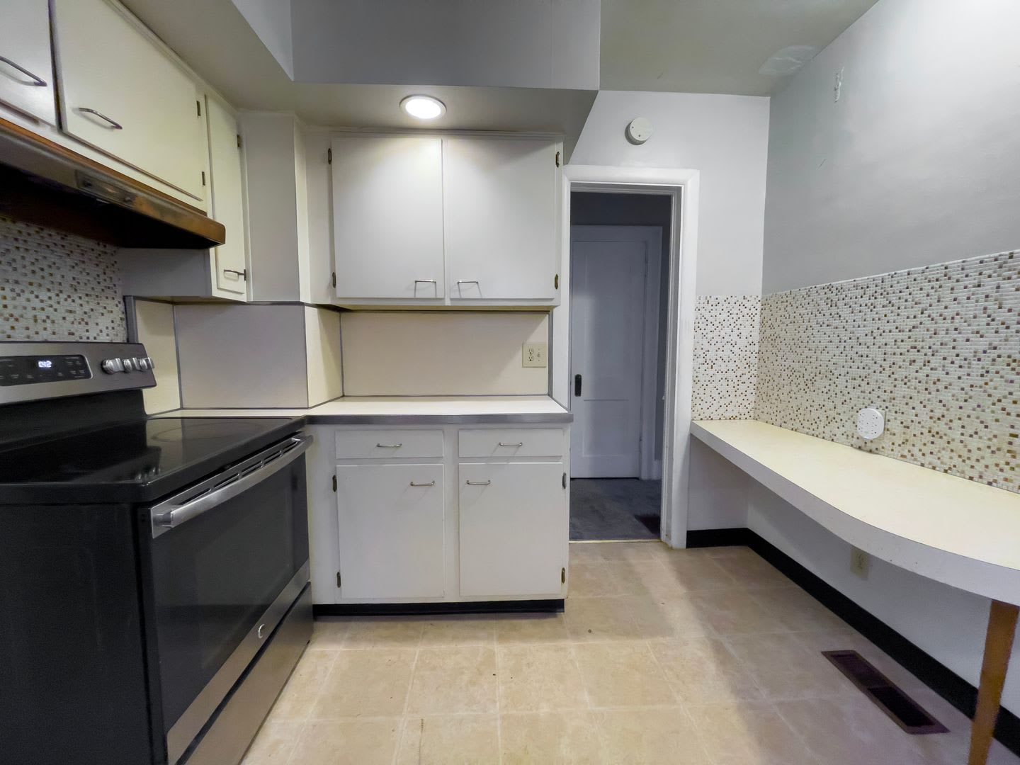 1425 W Gilbert St – photo 1