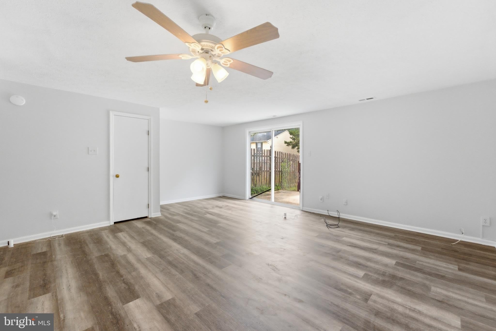 217 VISTA Court – photo 4