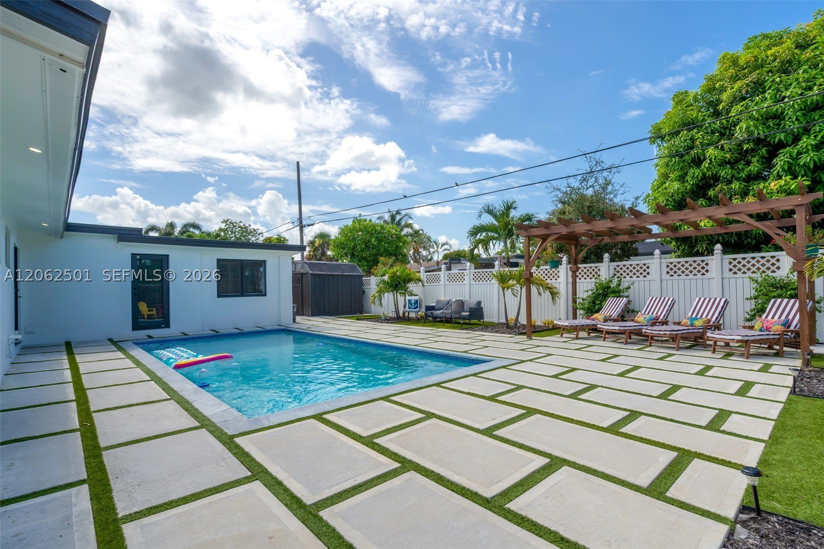 3609 SW 23rd St – photo 5