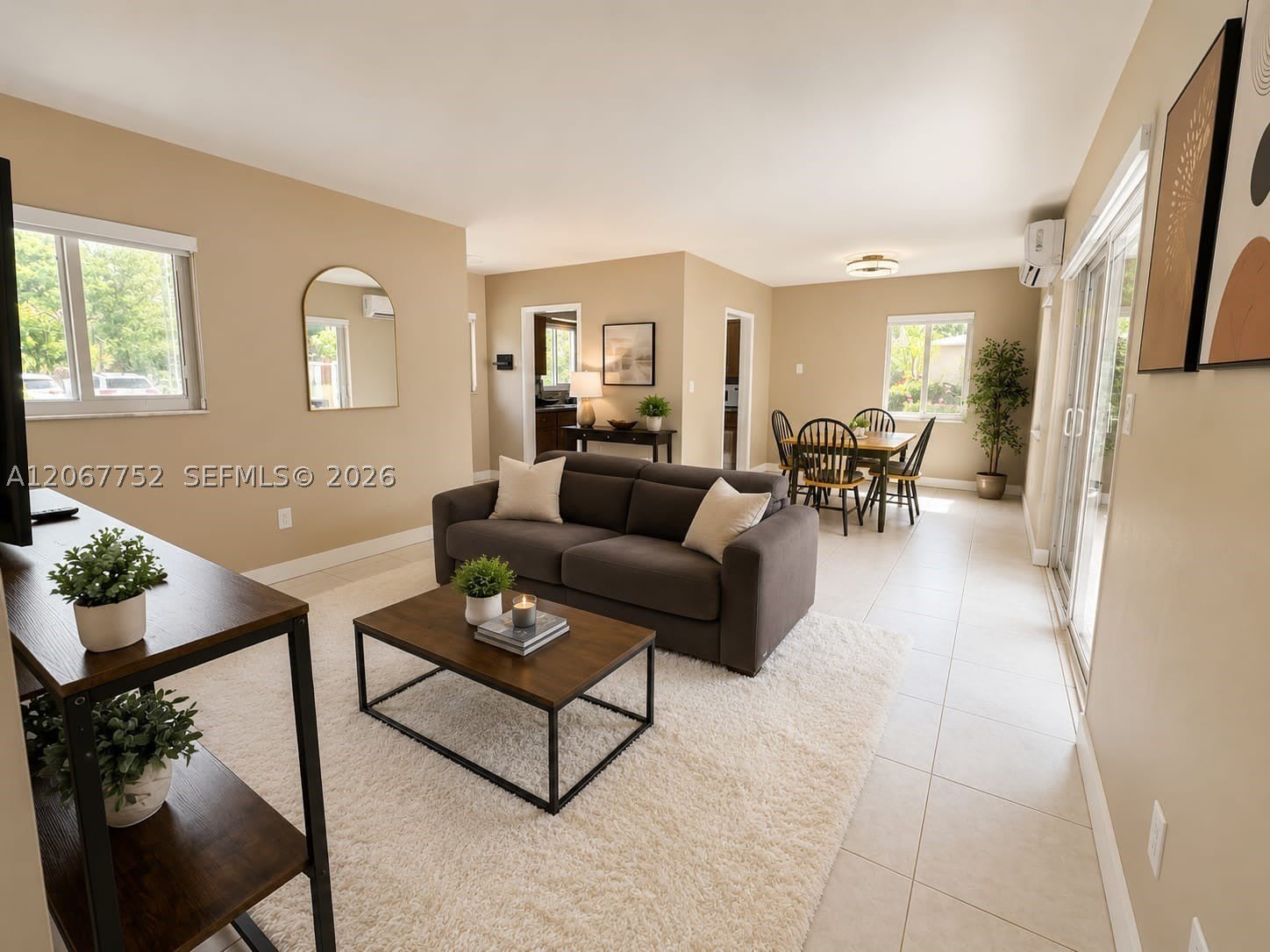 31 SW 8th St – photo 5