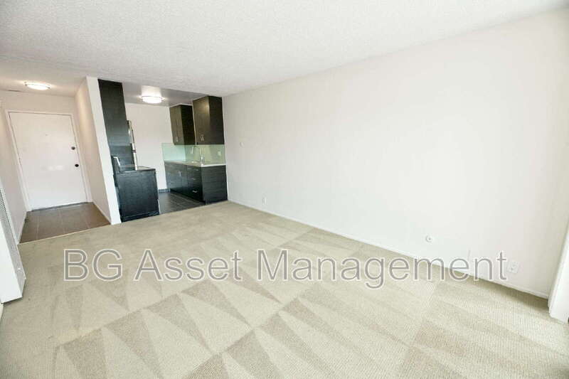 480 Crescent Street – photo 3