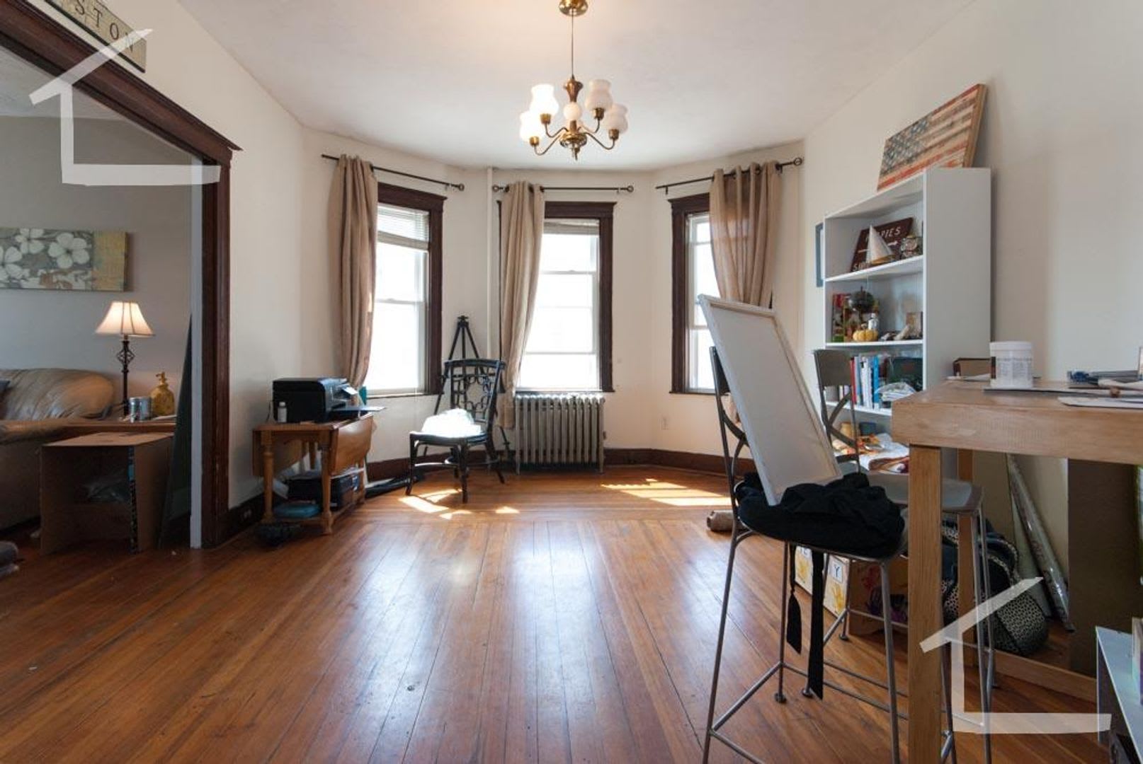 Huge 4 bed in Oak Square – photo 1