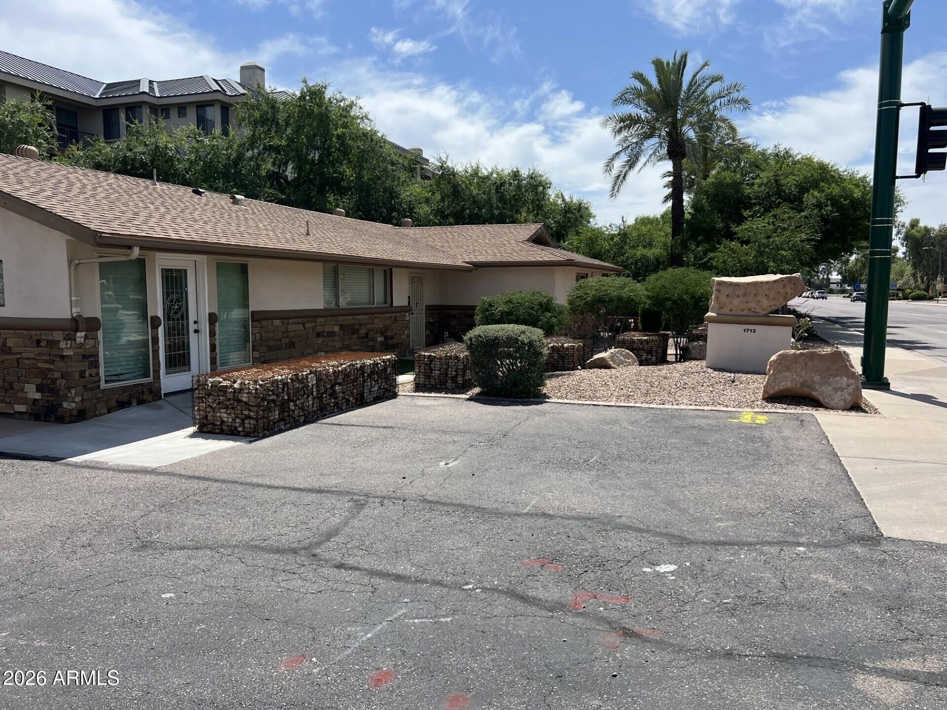 1711 E Colter Street – photo 2