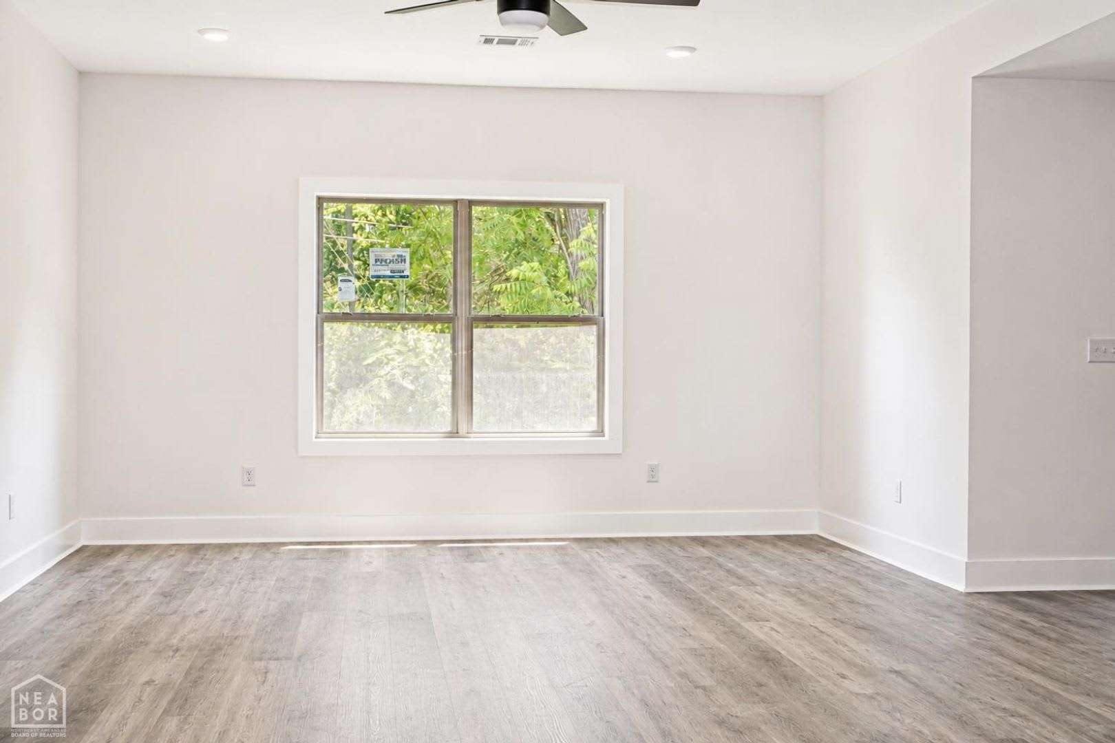 Luxury 3BR/2BA Rental Home – photo 5