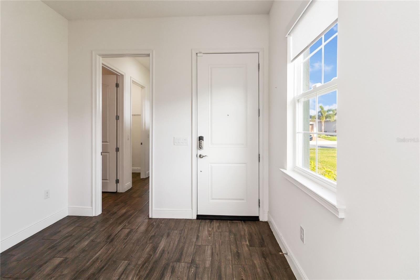 2709 Greenlands Street – photo 2