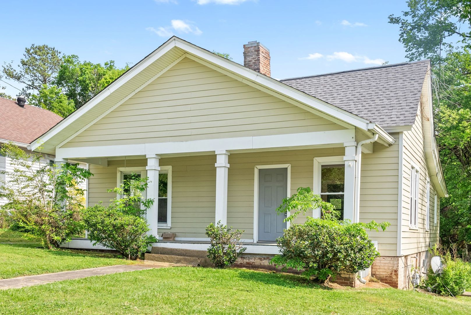Home For Rent Near Historic Downtown Clarksville! – photo 3