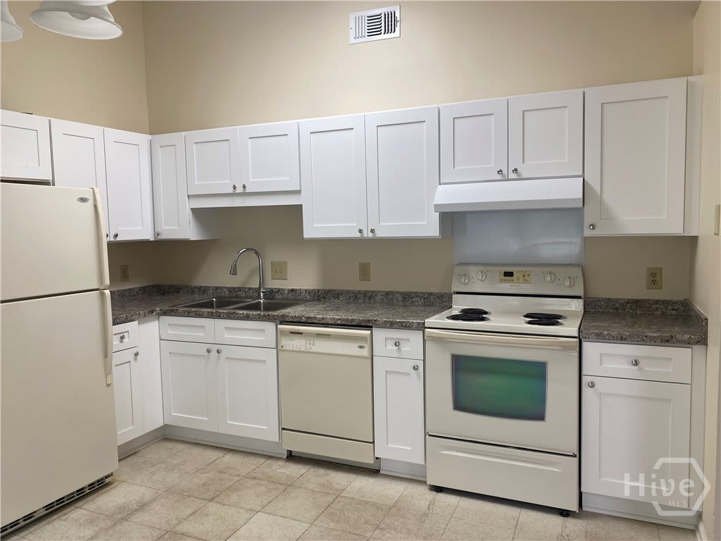 222 Forest Ridge Drive – photo 3