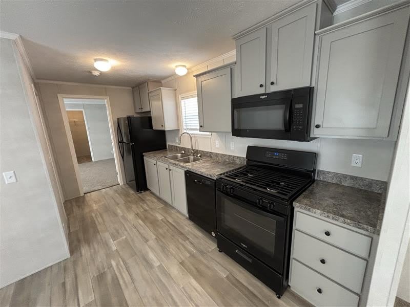2 Grant Street – photo 1