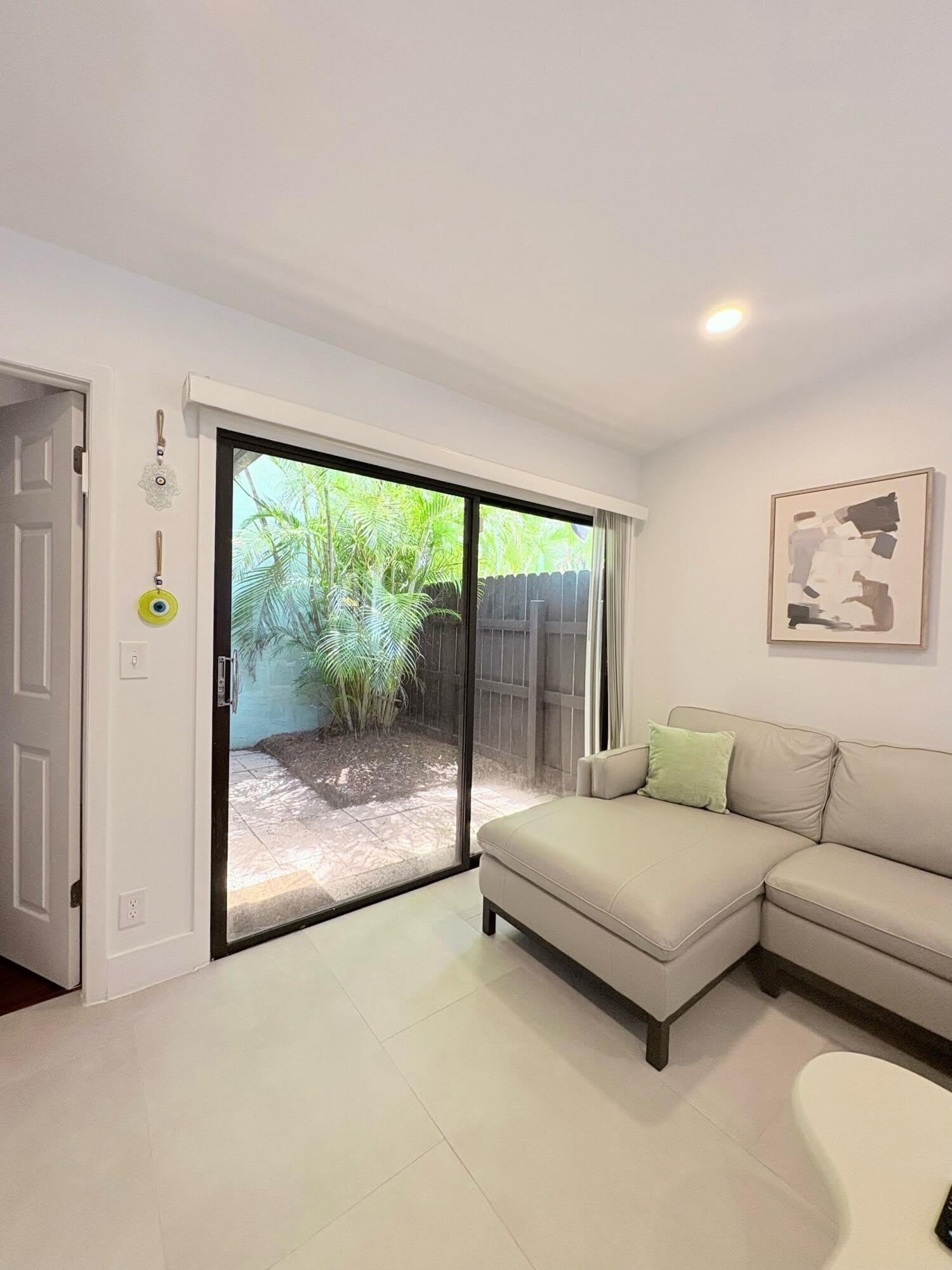 22274 PINEAPPLE WALK Drive – photo 4