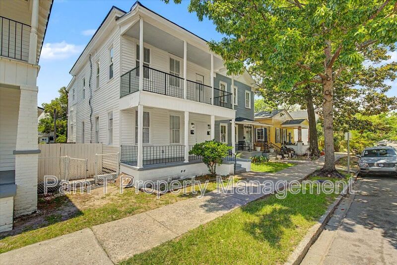 615 W 39th St – photo 1