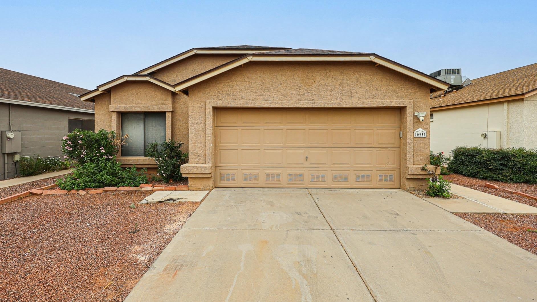 10935 W Ruth – photo 1