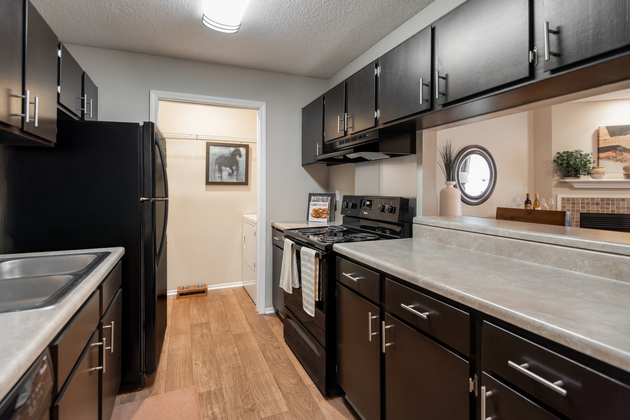 Riverset Apartments – photo 4