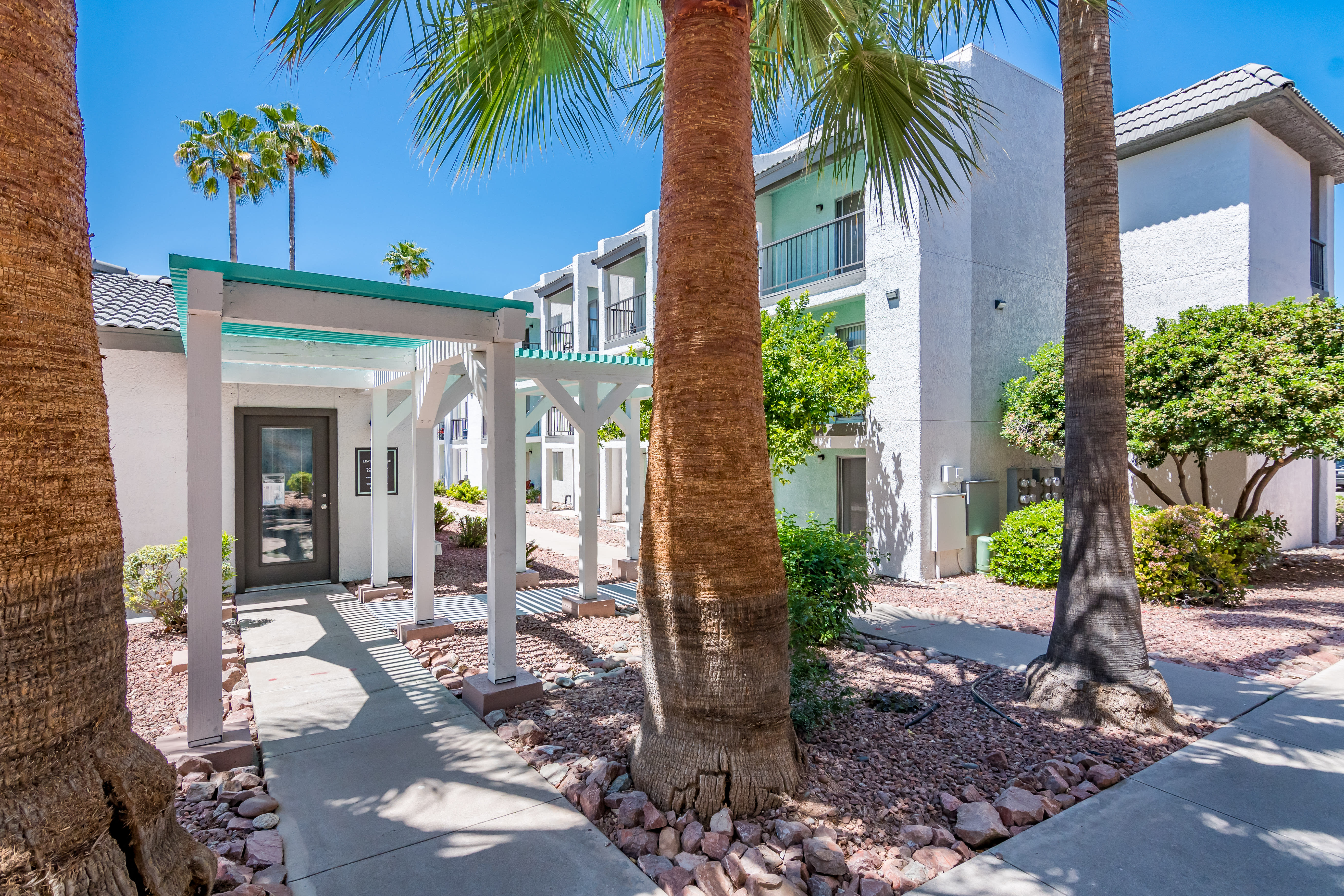 Elevate Apartments – photo 2