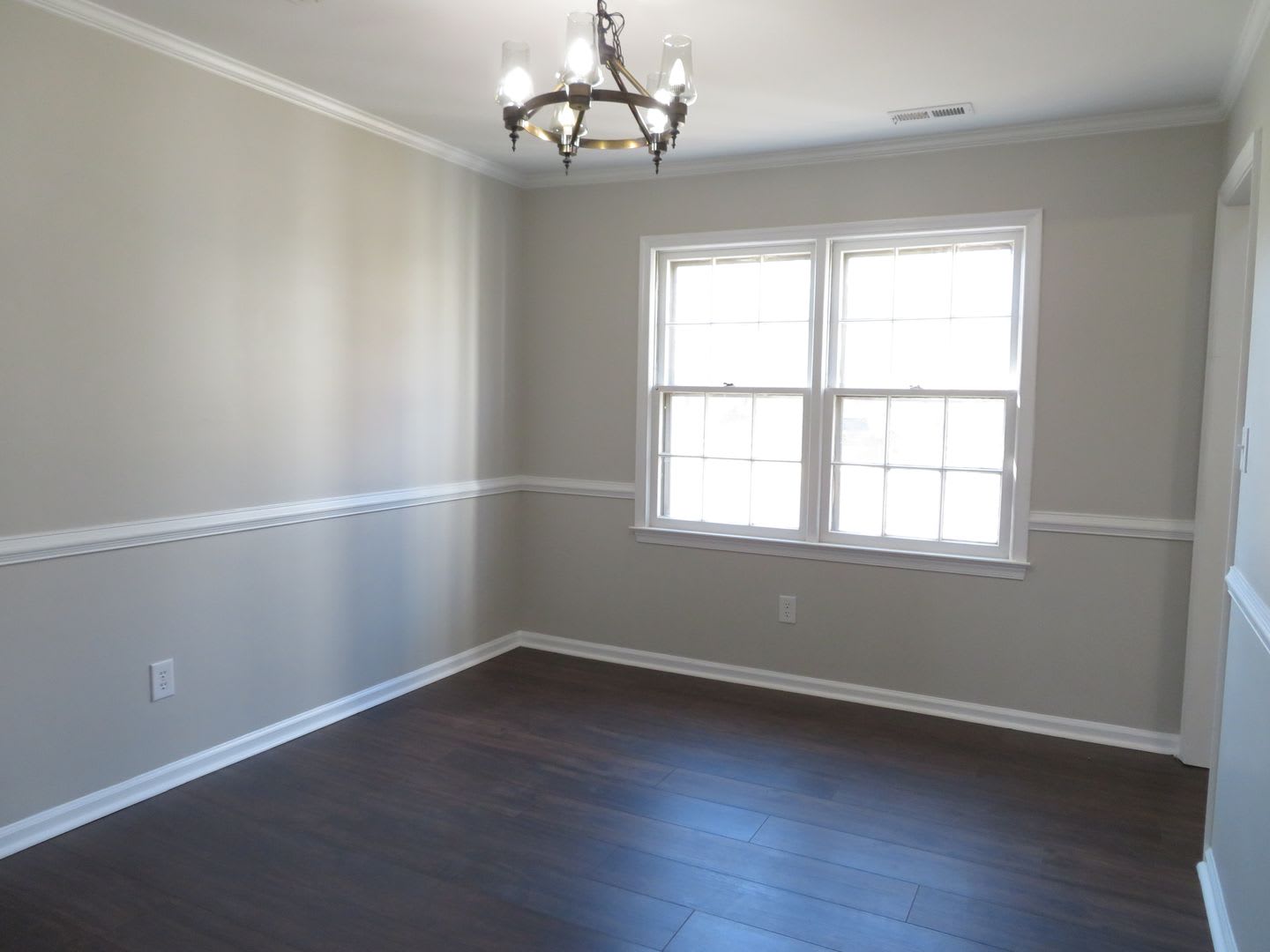 Two Story Colonial In Hampton Malvern Fox Hill – photo 4