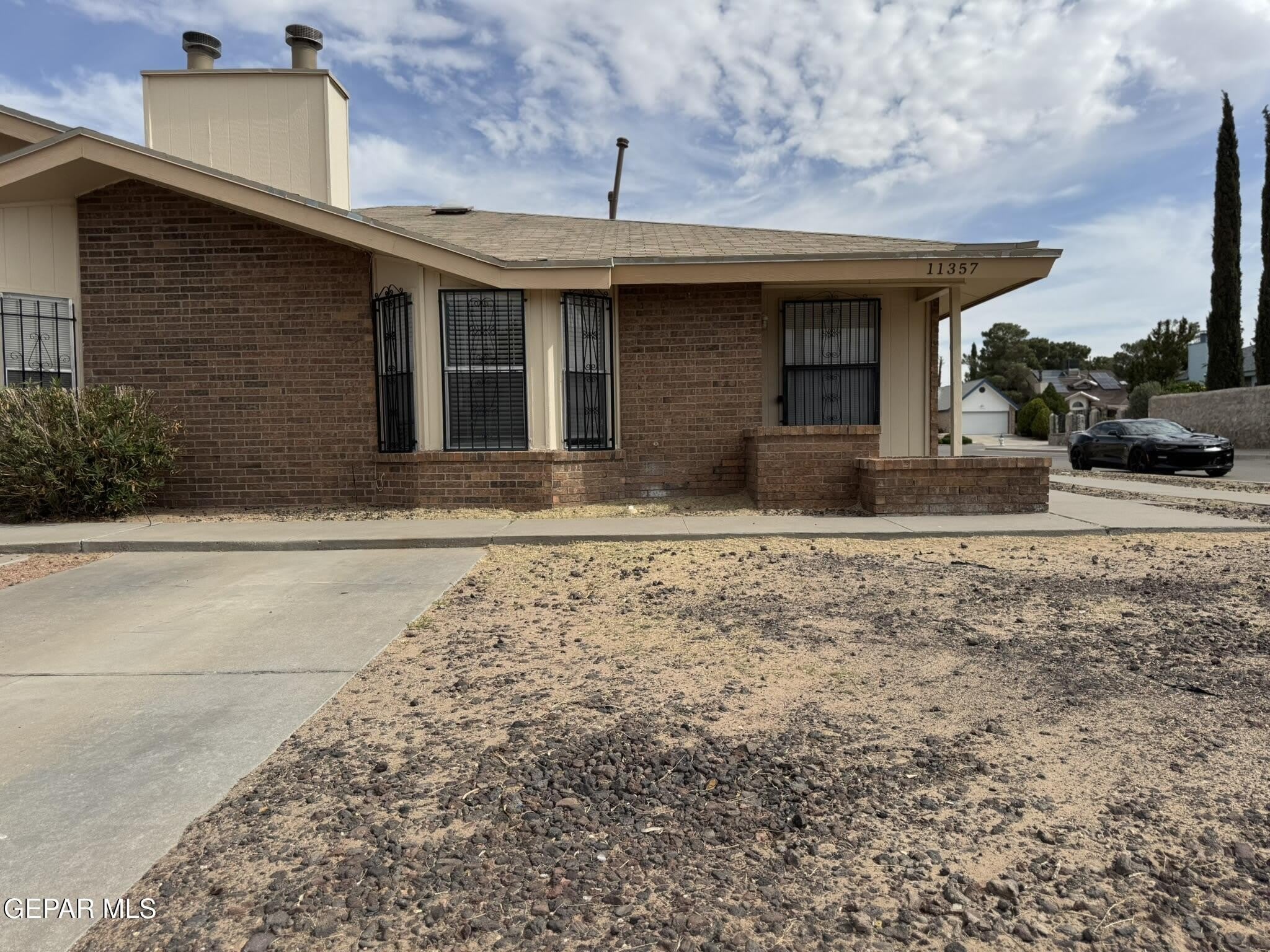 11357 LAKE ERIE Drive – photo 2