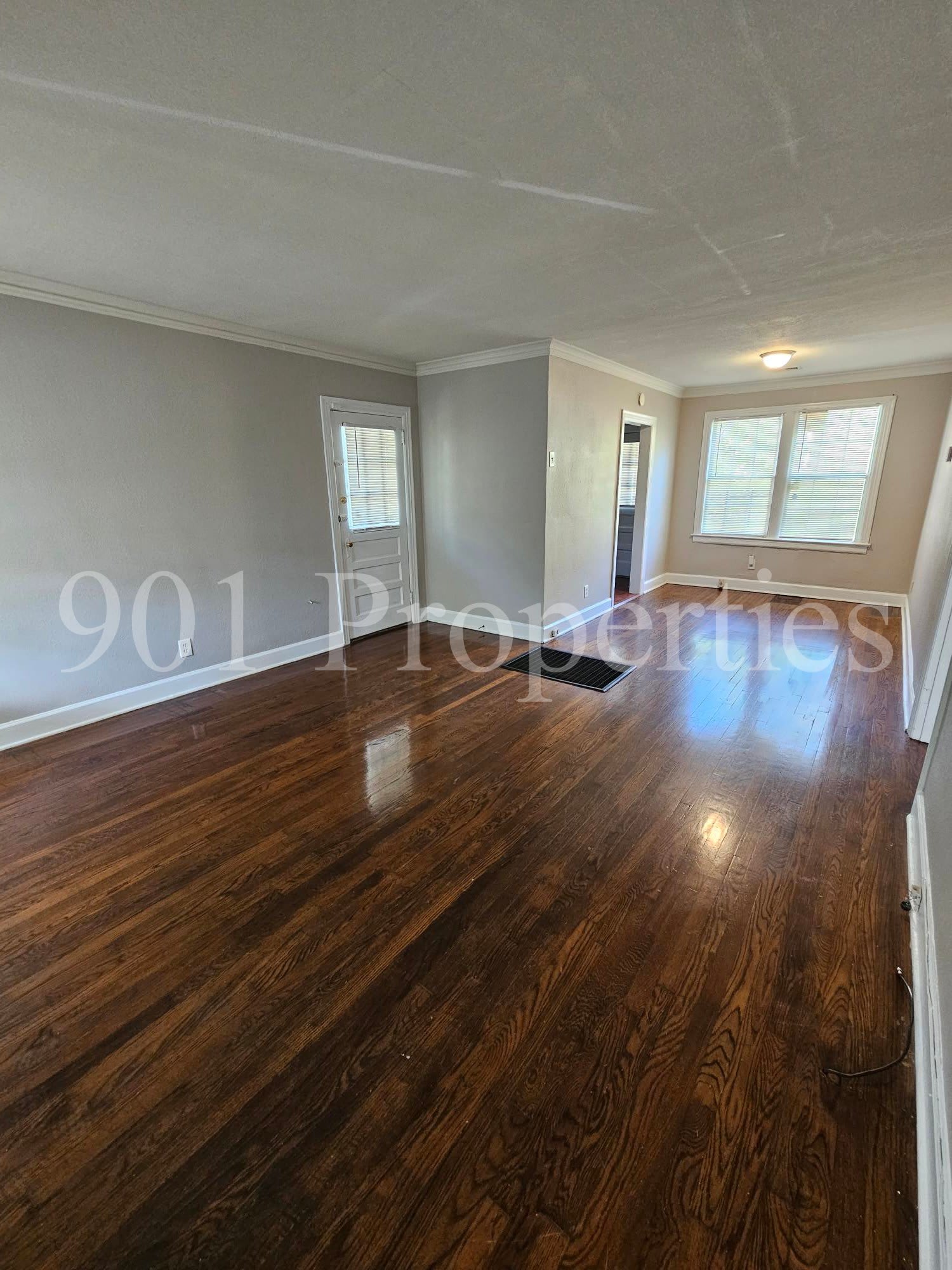770 Goodman Street – photo 3