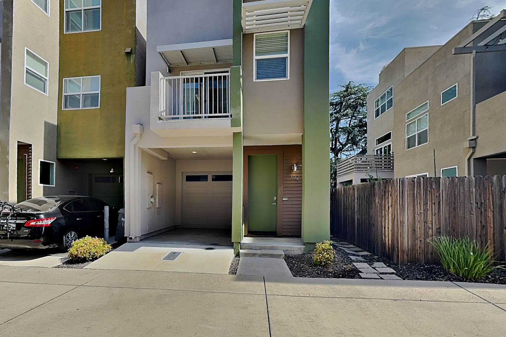 Stunning West Sac Condo – photo 2
