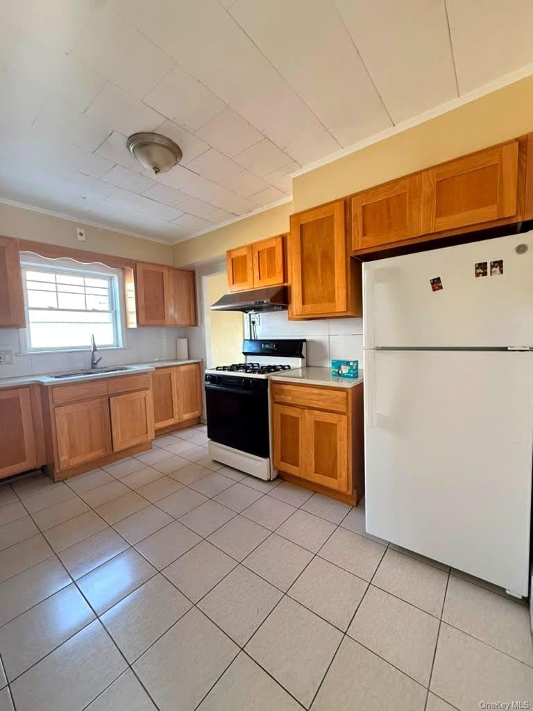 8 Herman Avenue – photo 5