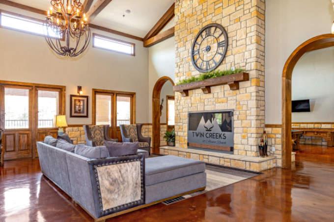 11650 Alamo Ranch Pkwy, #114 – photo 2