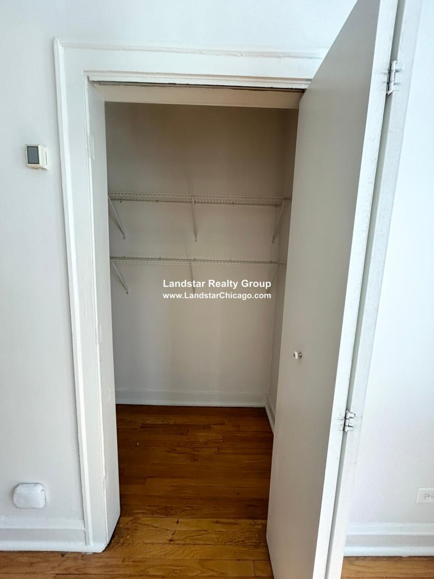 826 South Austin Blvd. – photo 2