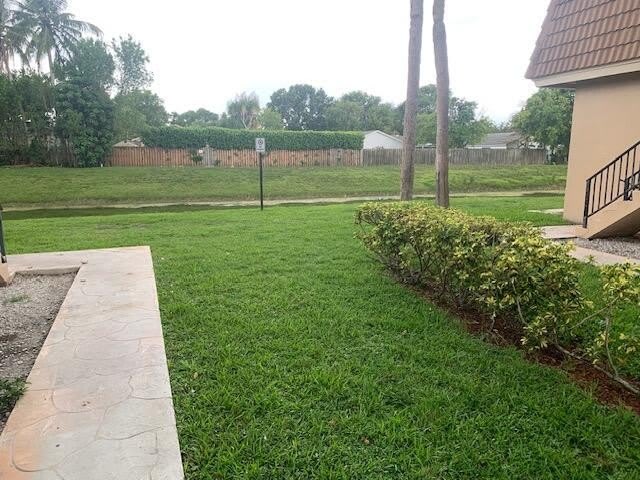 10890 ROYAL PALM Boulevard – photo 1