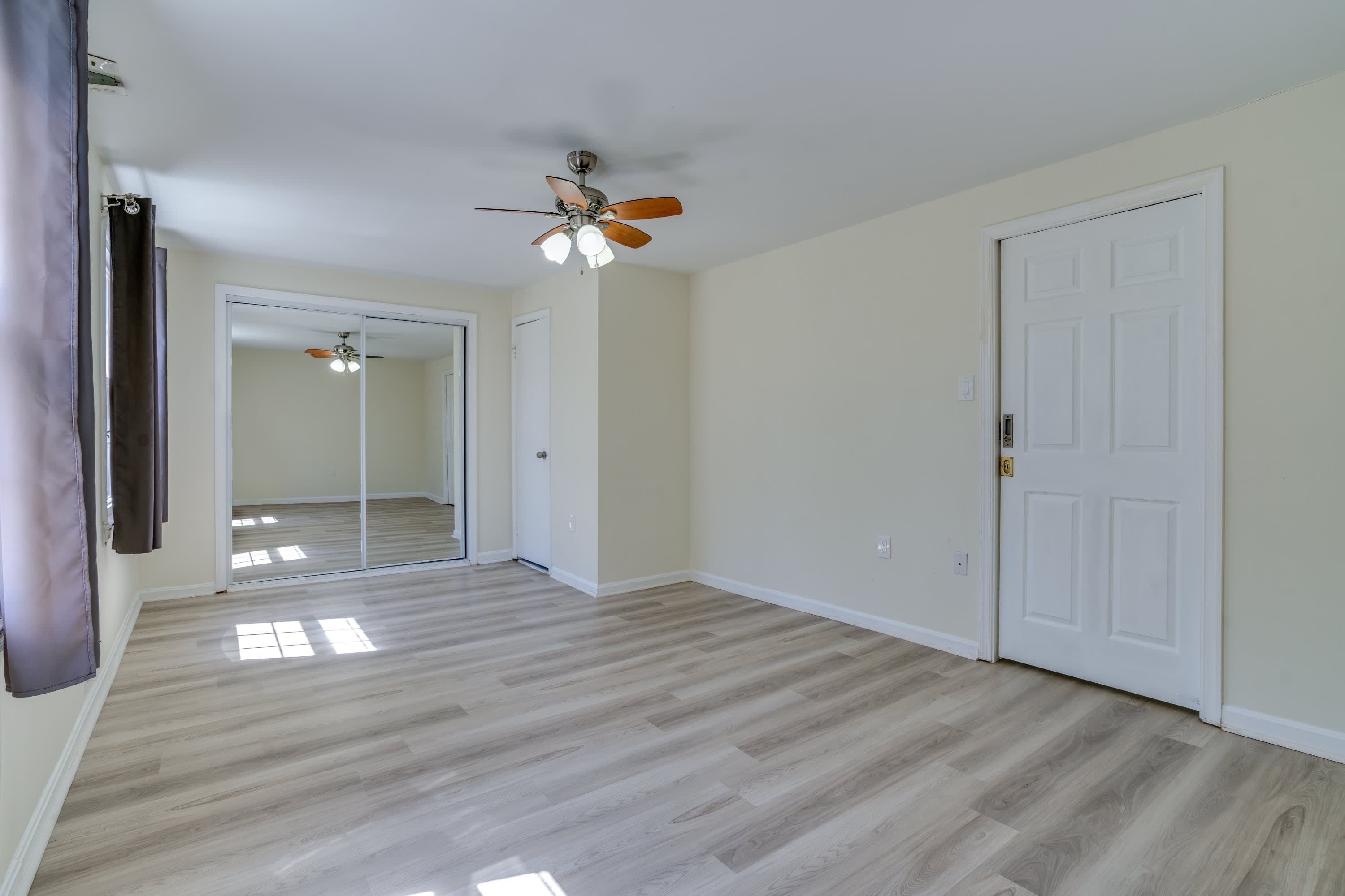 7913 Central Park Circle – photo 2