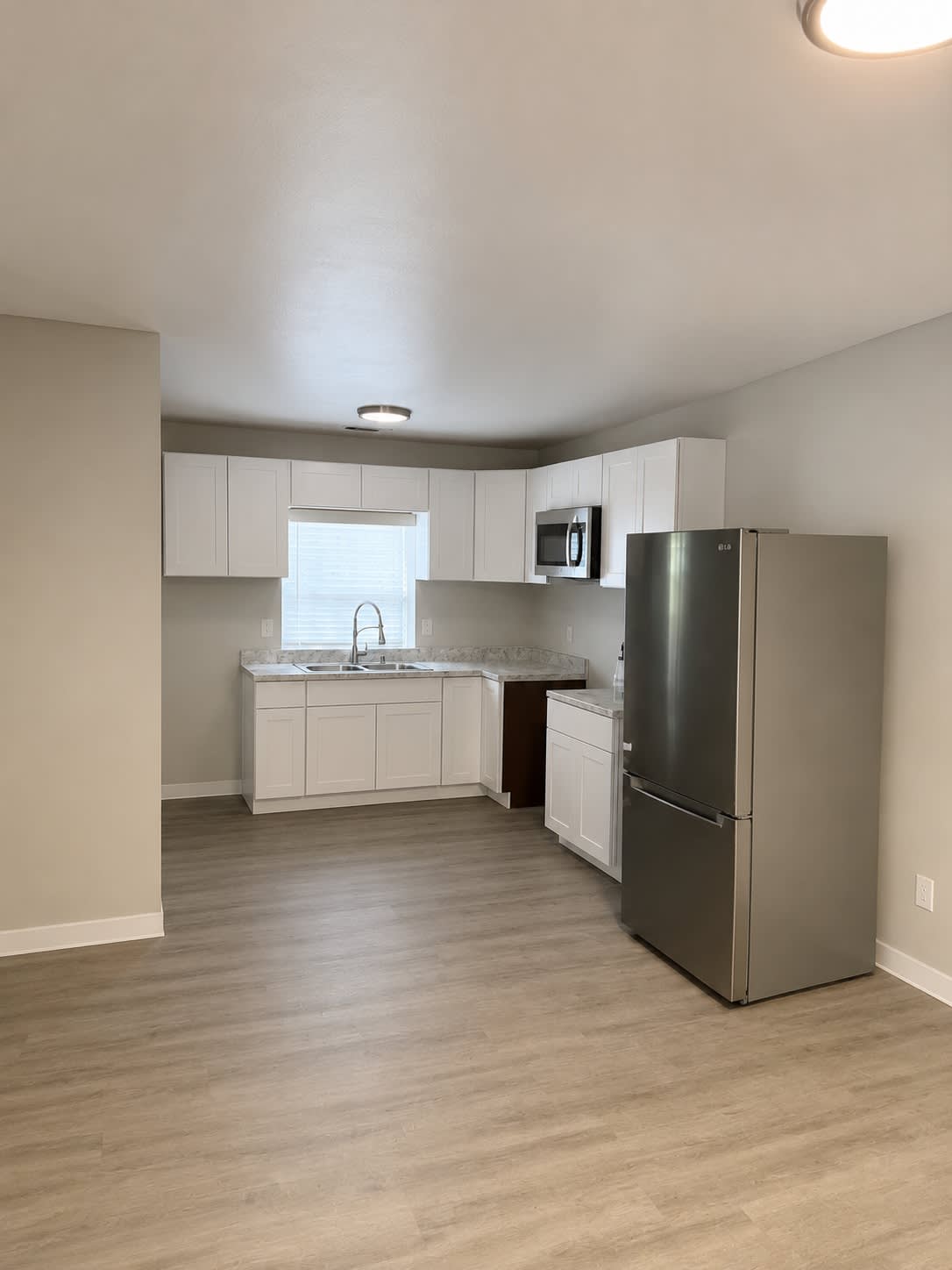 520 Nelson Street – photo 4