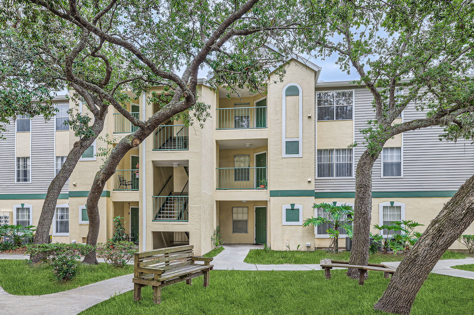 Affordable Housing Golden Oaks – photo 1