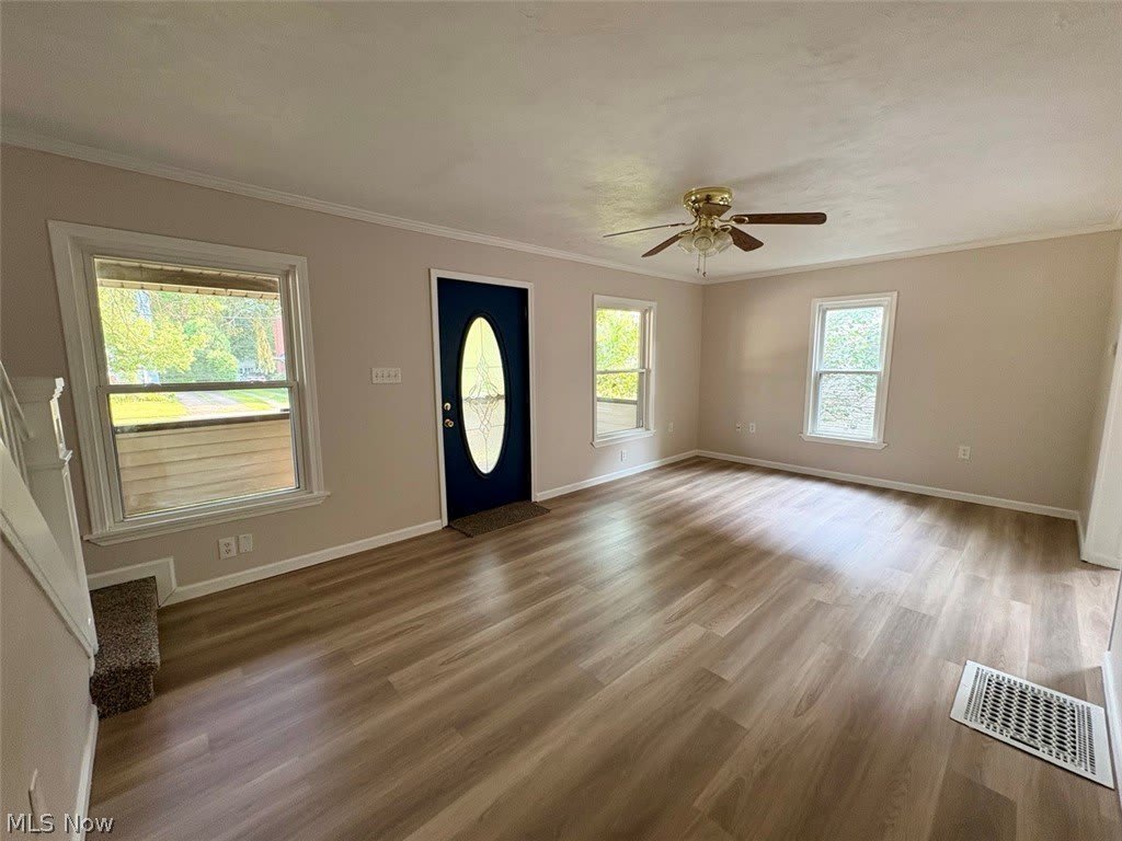 605 Sackett Avenue – photo 2