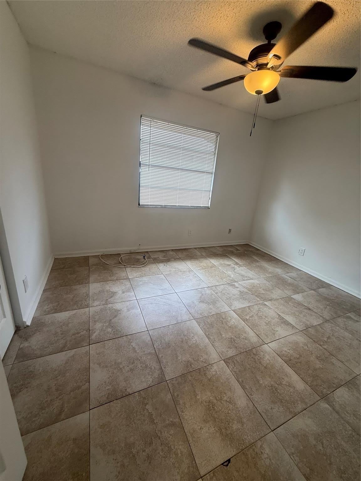 7427 SW 13th Street – photo 4