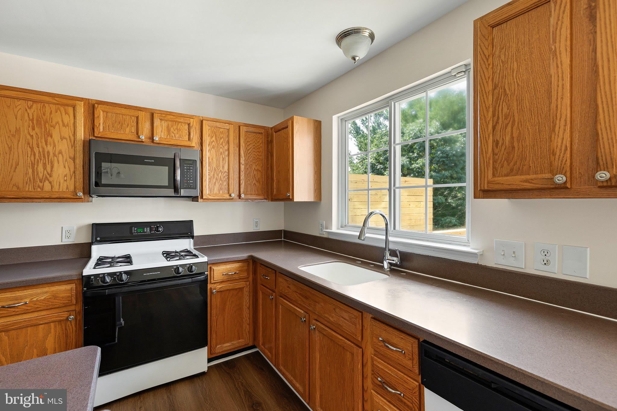 22 CRENSHAW Court – photo 5