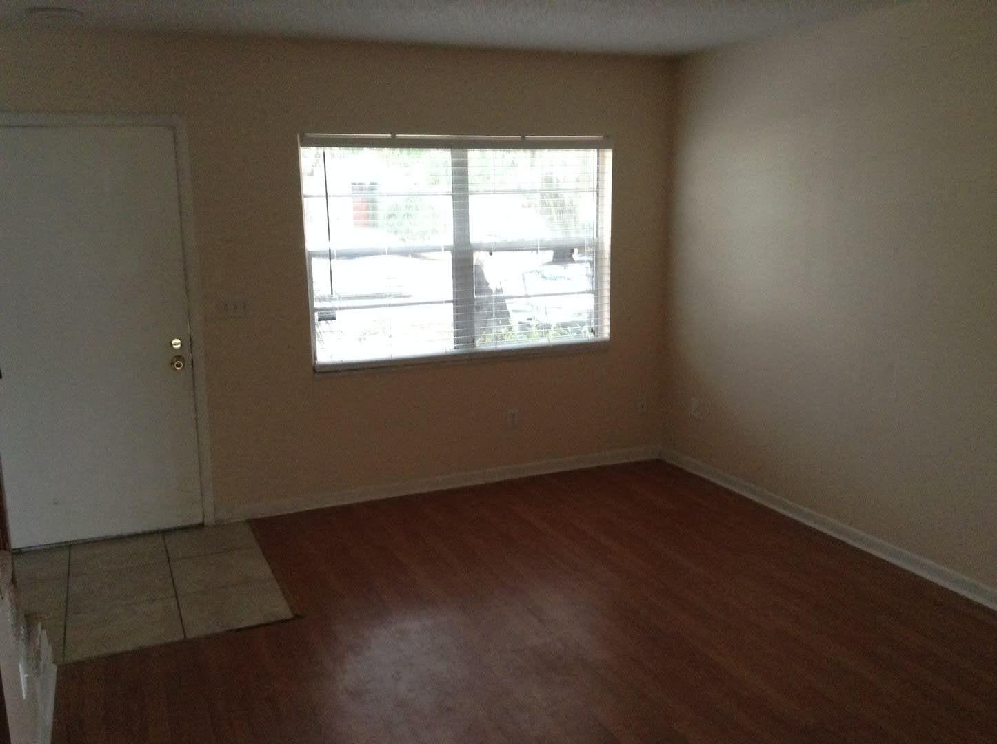 Convenient 2 Bedroom Townhome Near UCF & Full Sail – Available Now! – photo 2