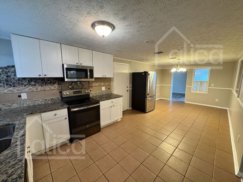 8481 Thims Ave – photo 5
