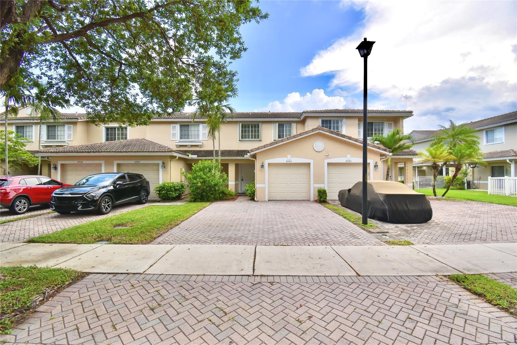 8982 Chambers Street – photo 2
