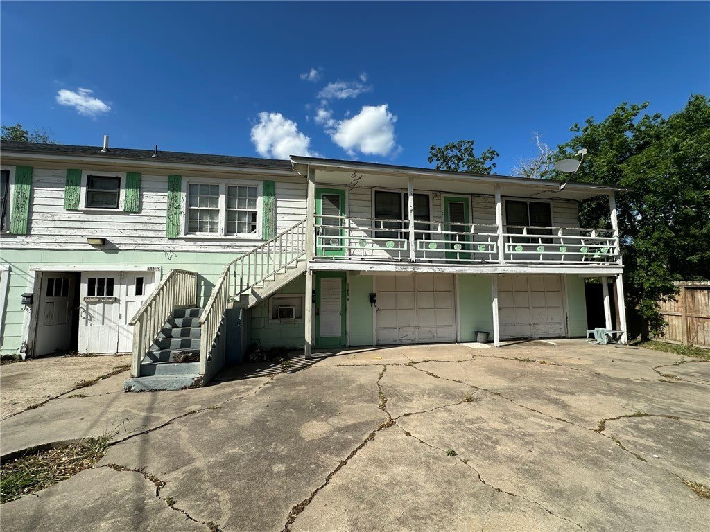 214 1/2 W Heard Street – photo 1