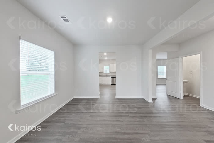 3428 Bridgewood Drive – photo 4