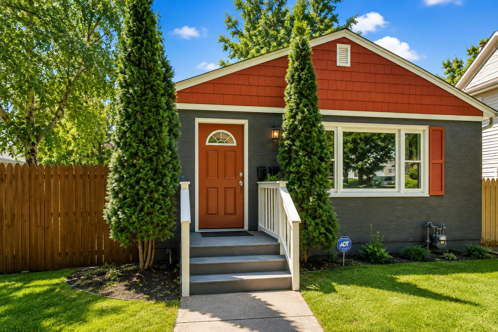 COMING SOON! Large 5 Bed – photo 1