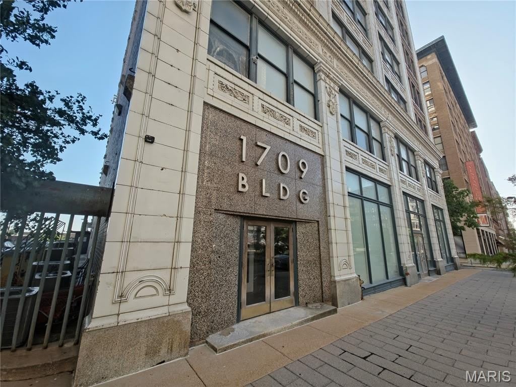1709 Washington Avenue – photo 1