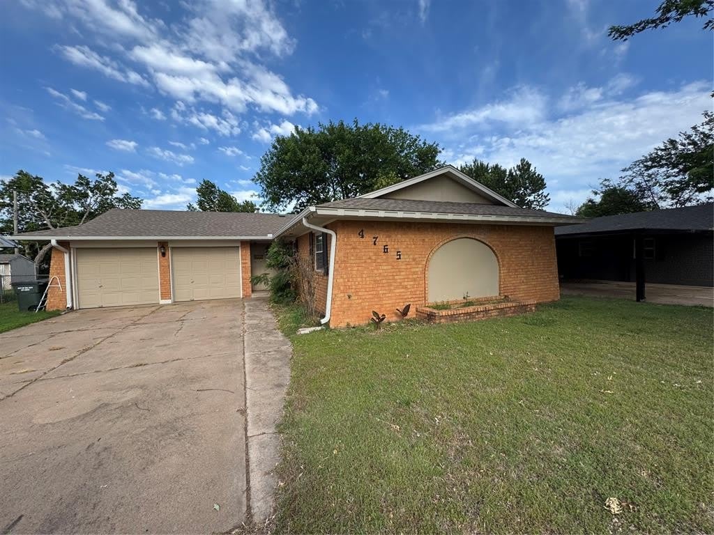 4765 Spiva Drive – photo 3